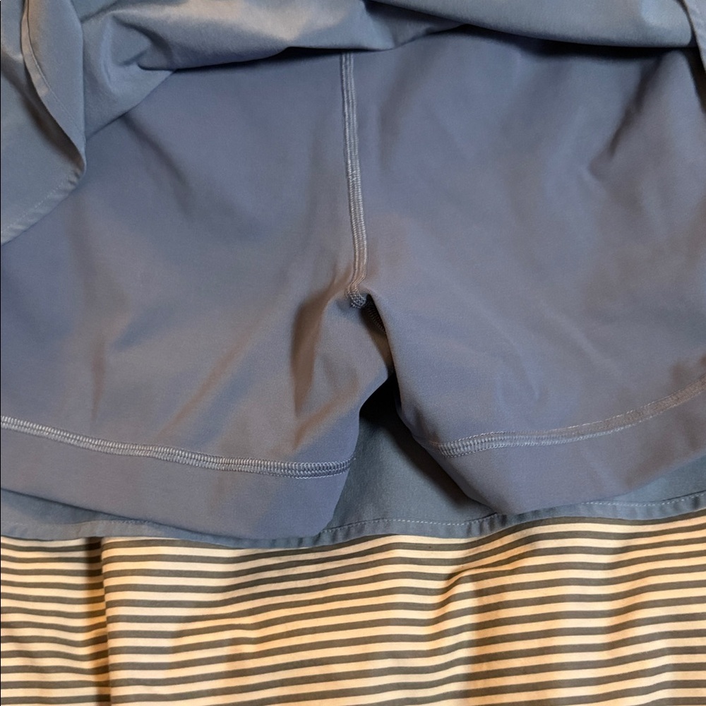 Women’s LuLu Lemon size 10 Skort - Picture 2 of 5